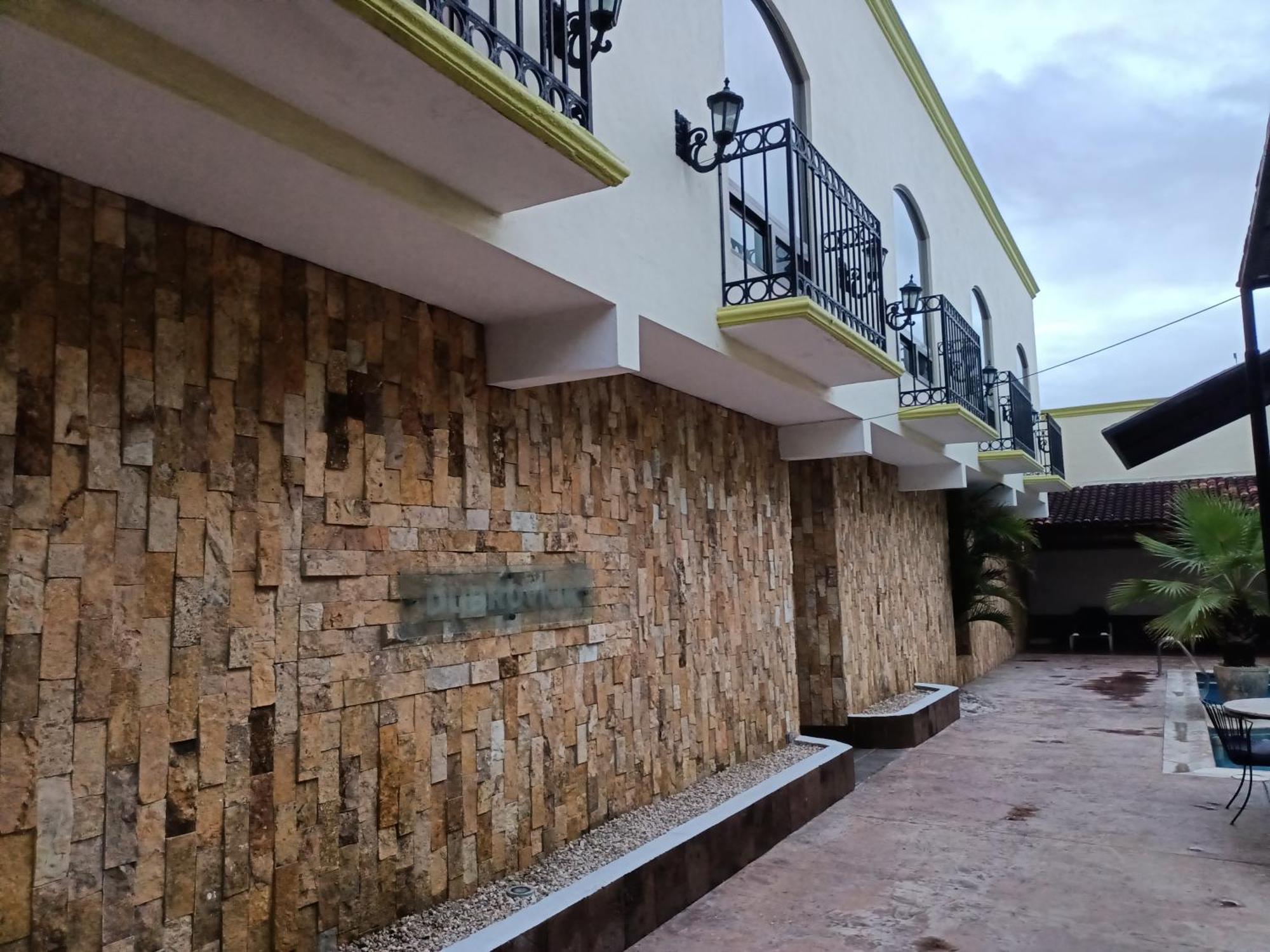 Hotel Dubrovnik Mérida Εξωτερικό φωτογραφία