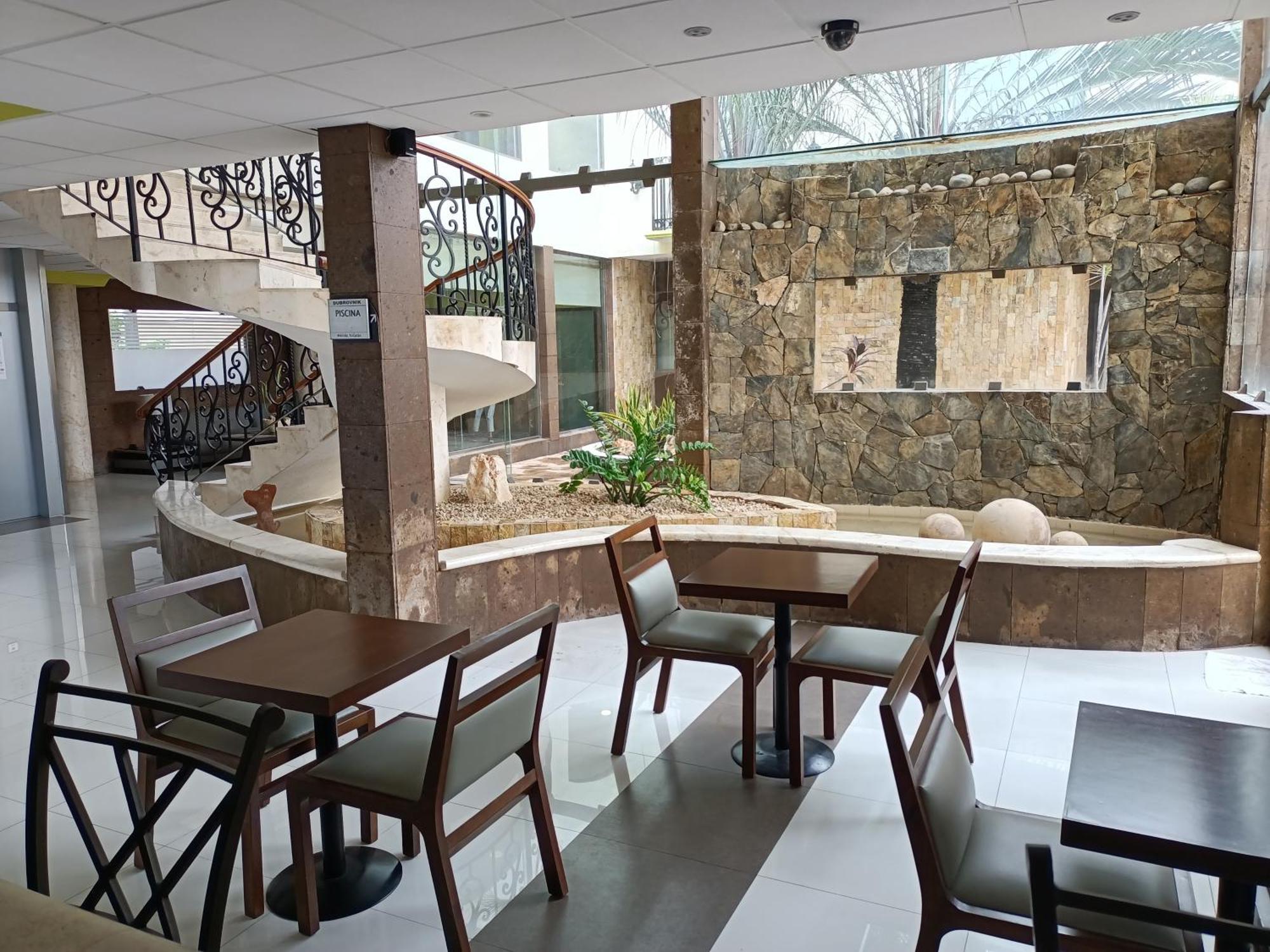 Hotel Dubrovnik Mérida Εξωτερικό φωτογραφία