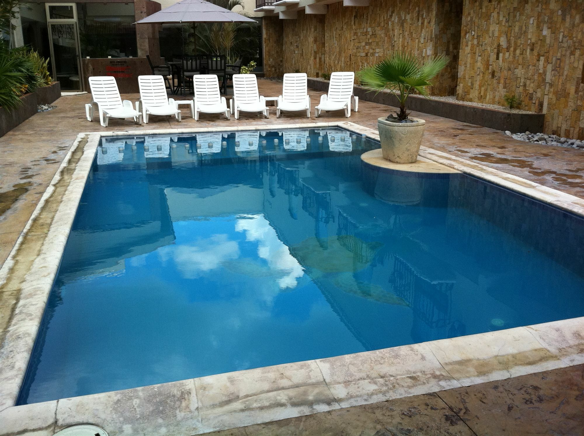 Hotel Dubrovnik Mérida Εξωτερικό φωτογραφία
