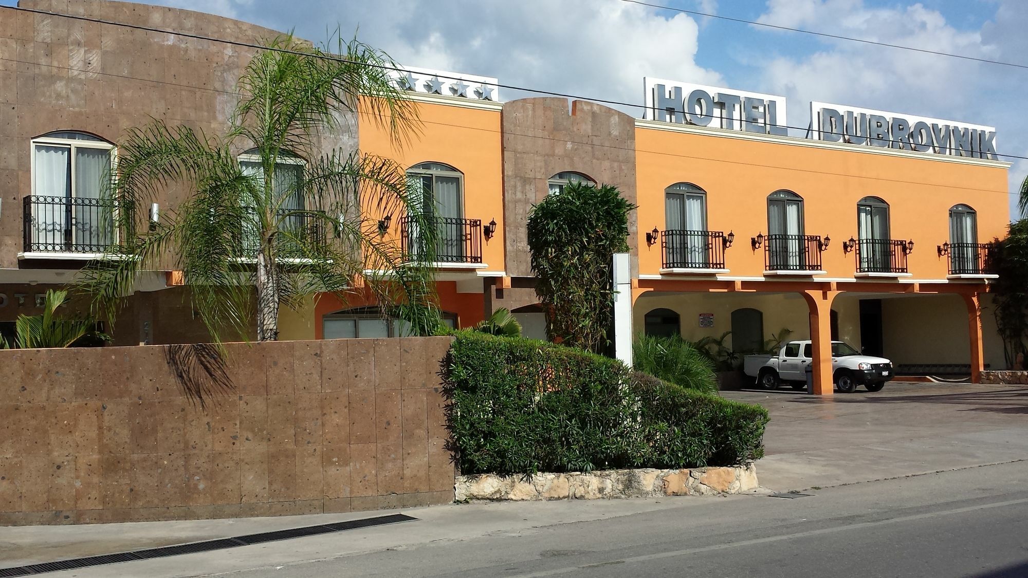 Hotel Dubrovnik Mérida Εξωτερικό φωτογραφία